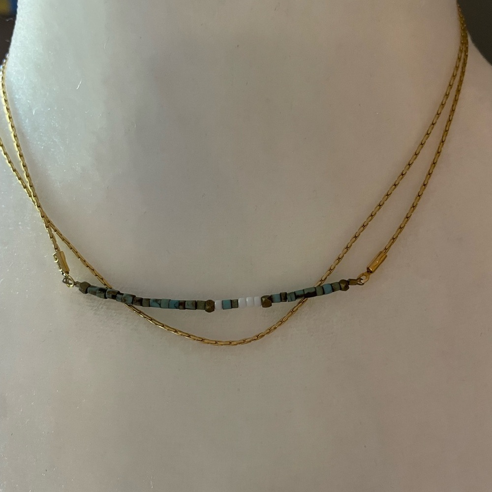 Elegant Gold and Turquoise Beaded Necklace
